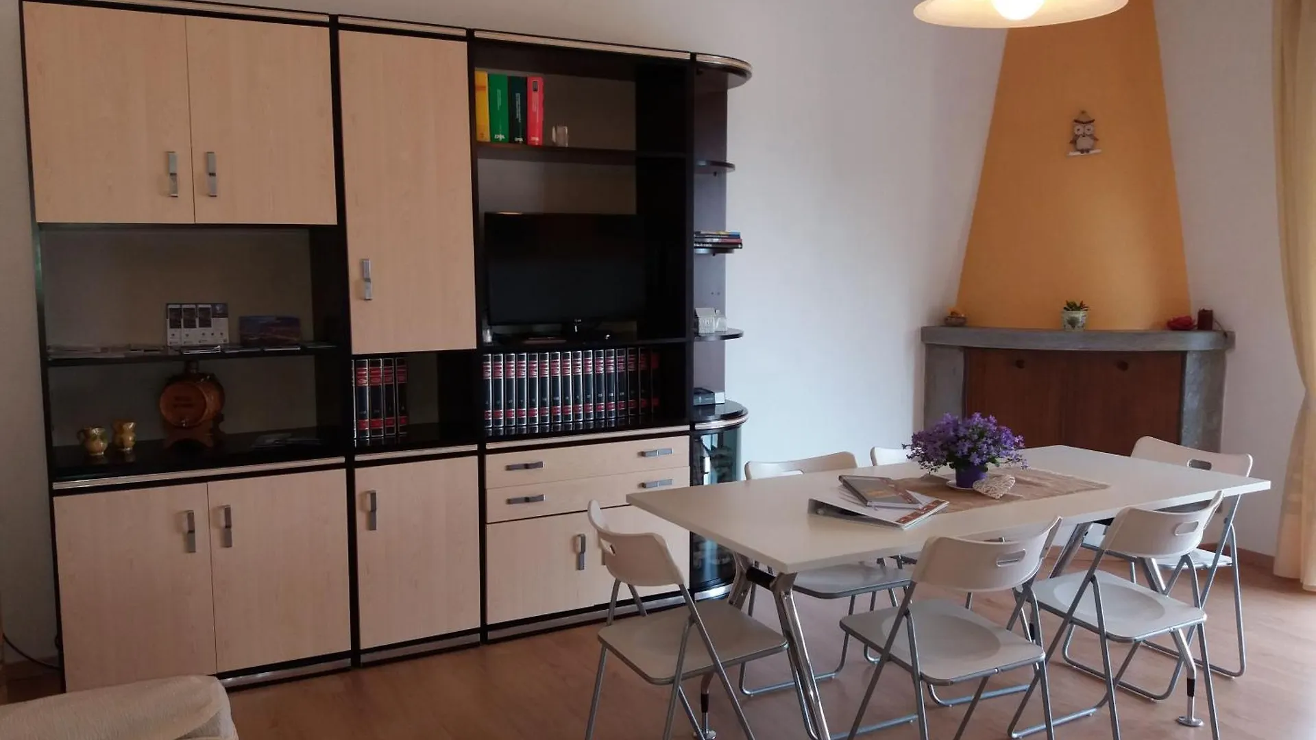 Ferienwohnung Mit Terrasse Und Seeblick Und Garten Gravedona