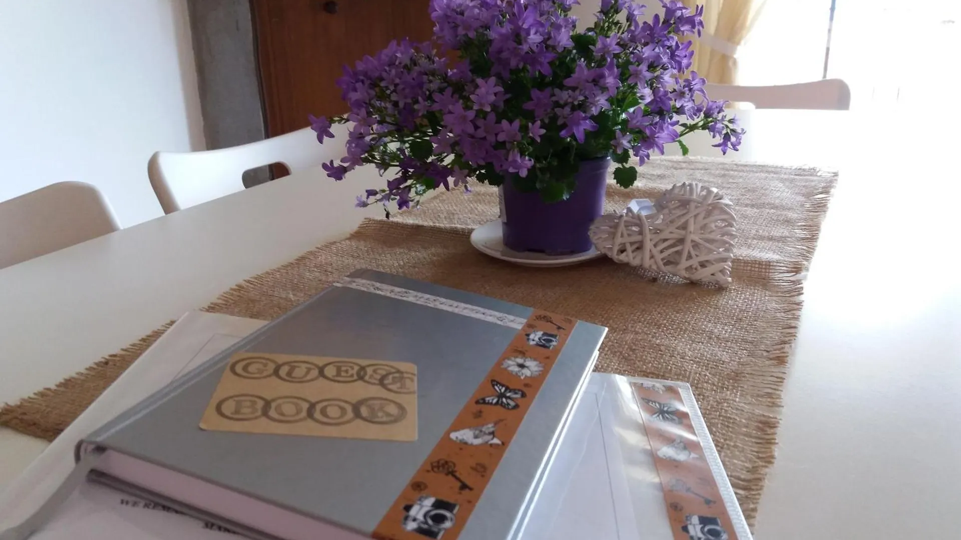 Apartmán Ferienwohnung Mit Terrasse Und Seeblick Und Garten Gravedona